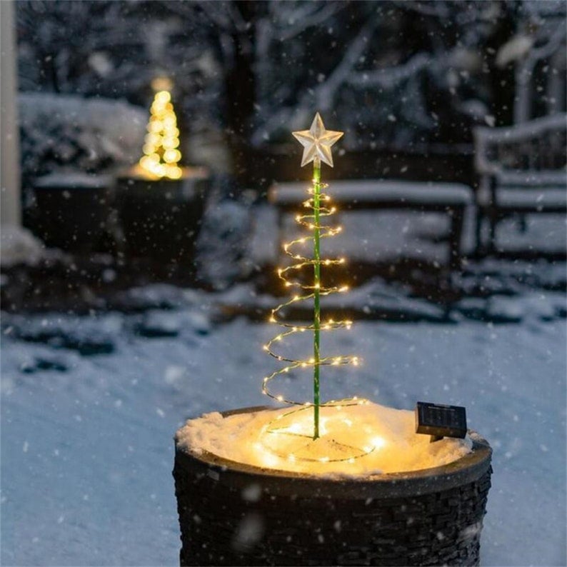 ❄️WINTER HOT SALE❄️CHRISTMAS DISCOUNT 🎄SOLAR METAL LED CHRISTMAS TREE DECORATION STRING LIGHTS